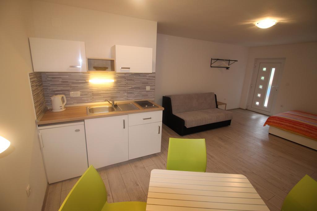 Apartments Marinko Stari Grad  Ngoại thất bức ảnh