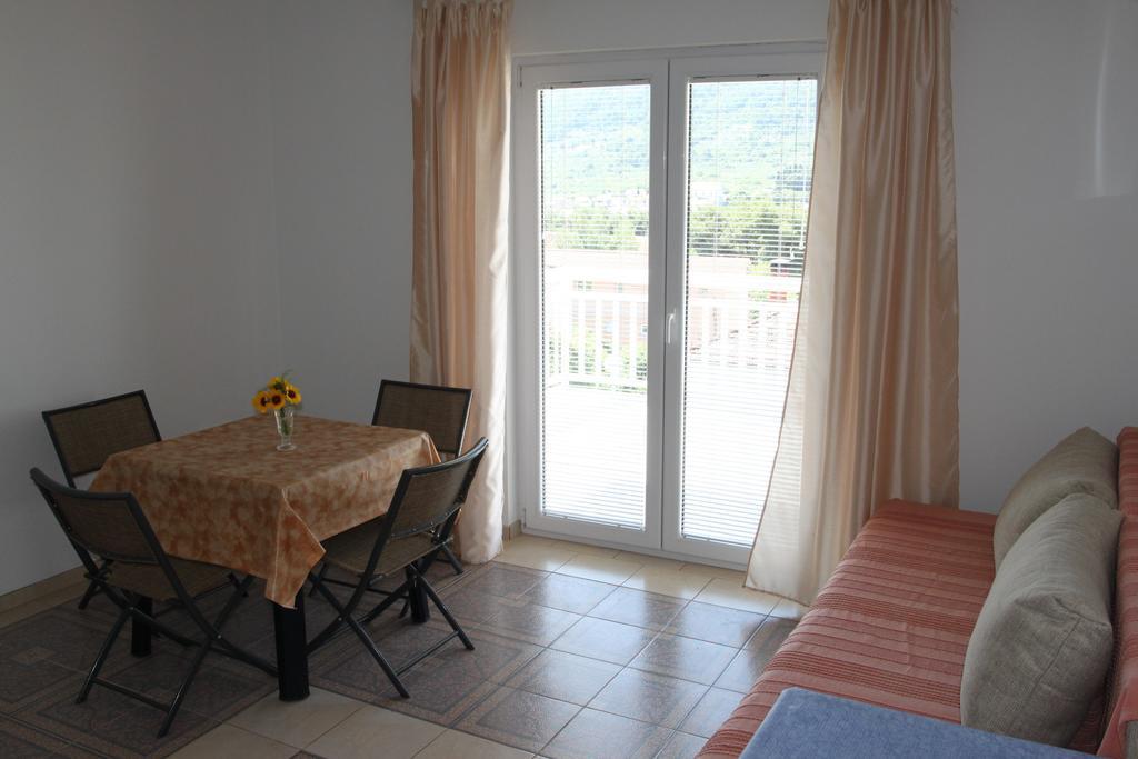 Apartments Marinko Stari Grad  Ngoại thất bức ảnh