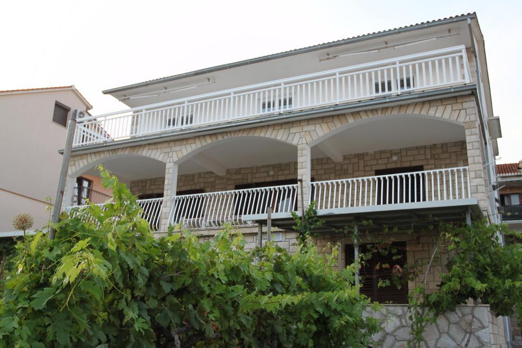 Apartments Marinko Stari Grad  Ngoại thất bức ảnh
