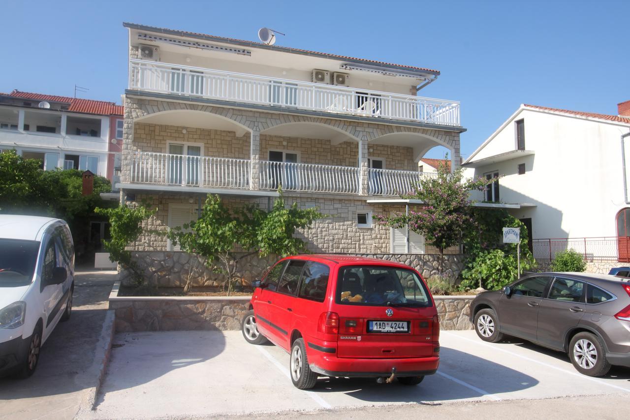 Apartments Marinko Stari Grad  Ngoại thất bức ảnh